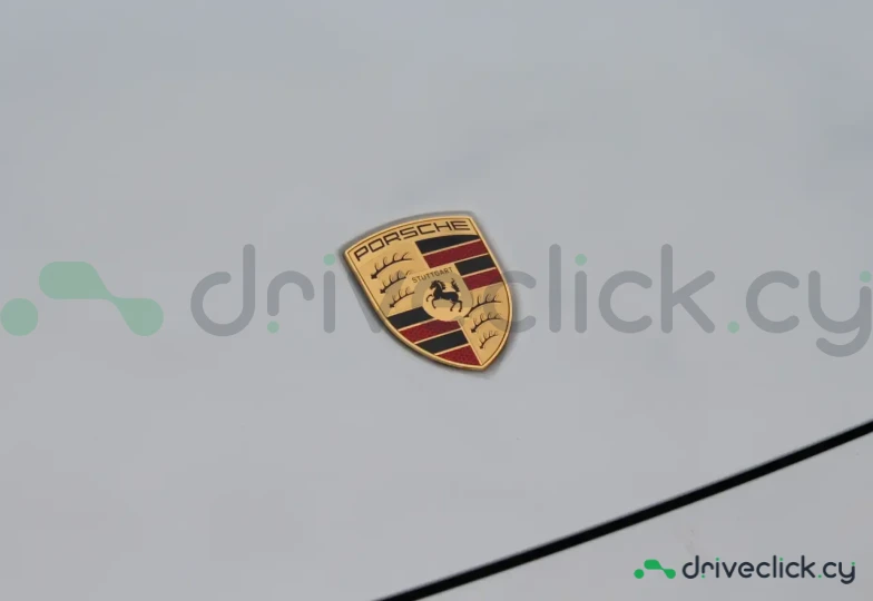 Porsche 911 Белый