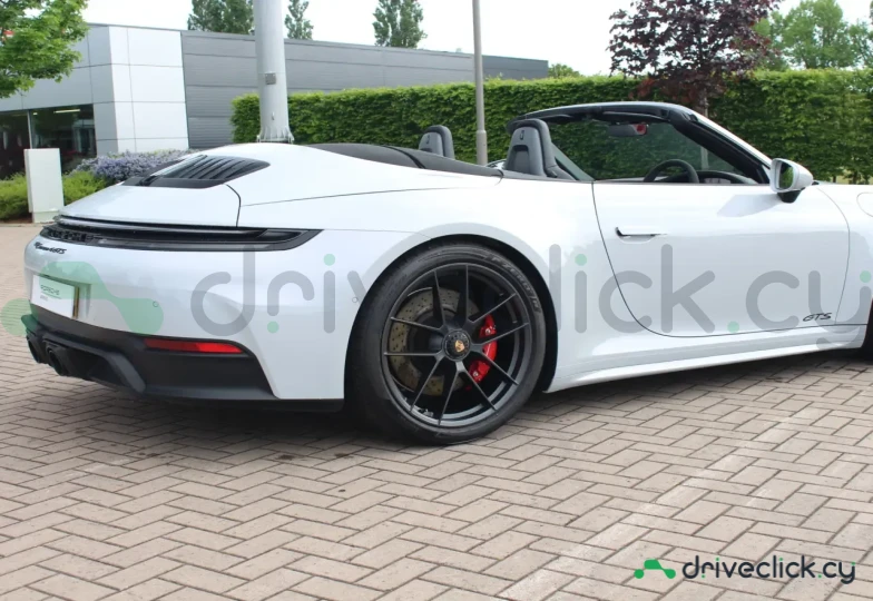 Porsche 911 Белый