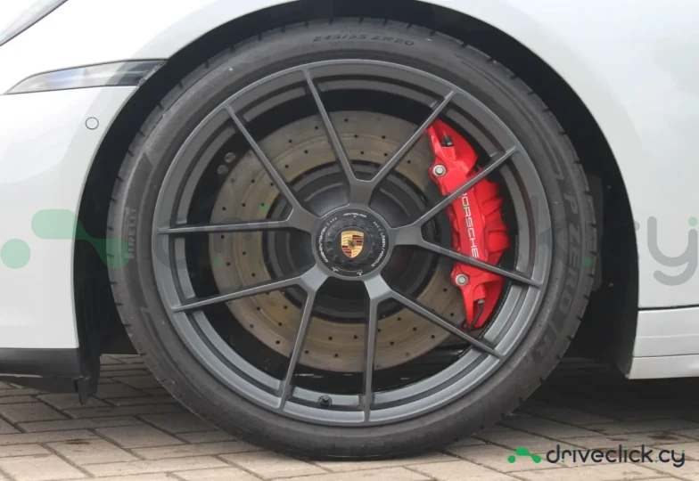 Porsche 911 Белый