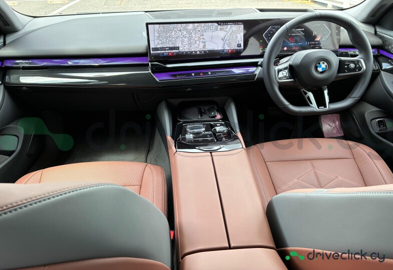 BMW 5 series Blue
