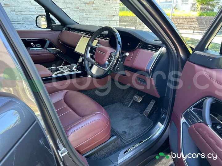 Land Rover Range Rover Grey