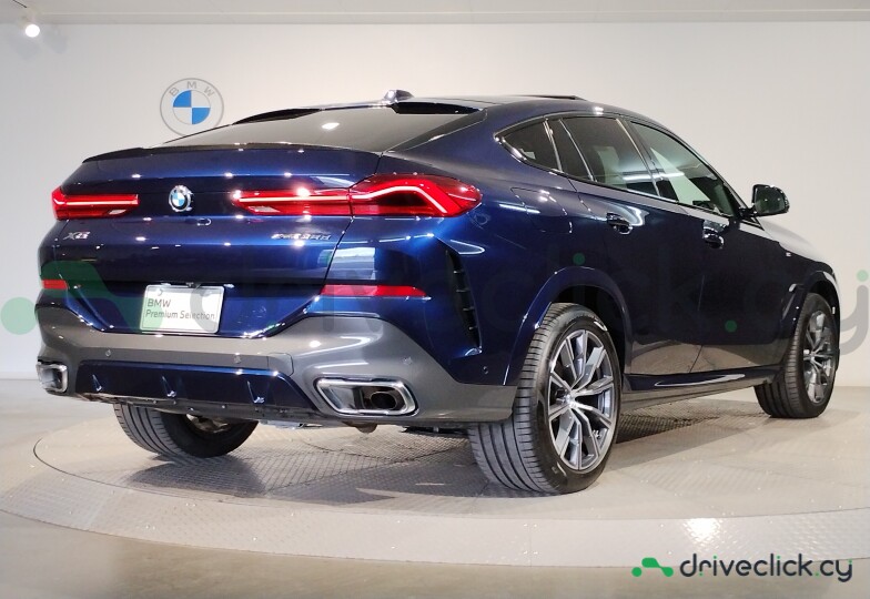 BMW X6 Blue