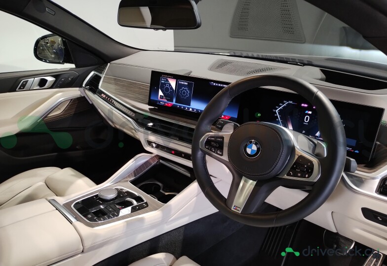 BMW X6 Blue