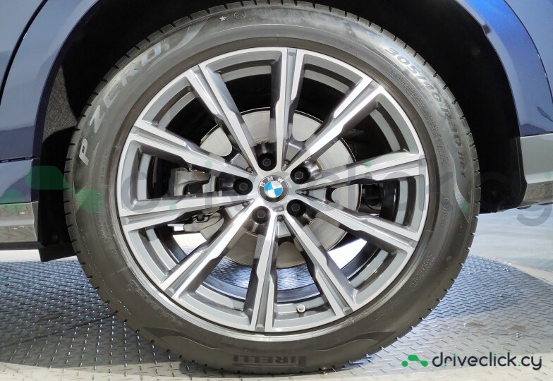 BMW X6 Blue