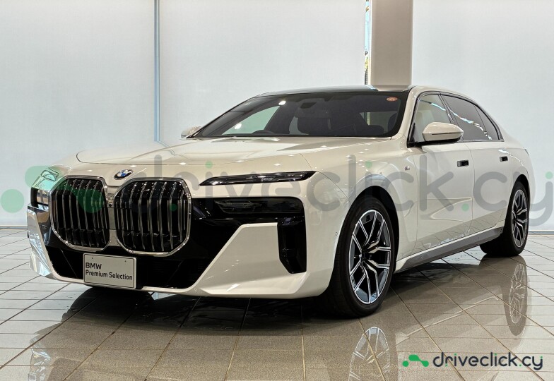 BMW 7 series White