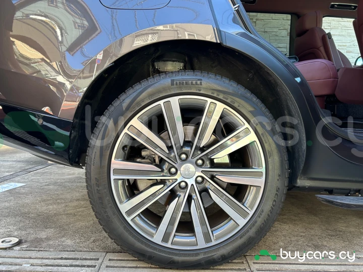 Land Rover Range Rover Grey