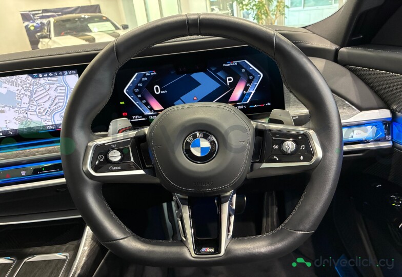 BMW 7 series White