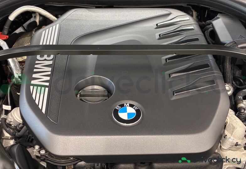 BMW 7 series White