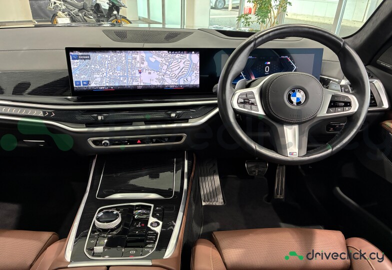 BMW X7 Black