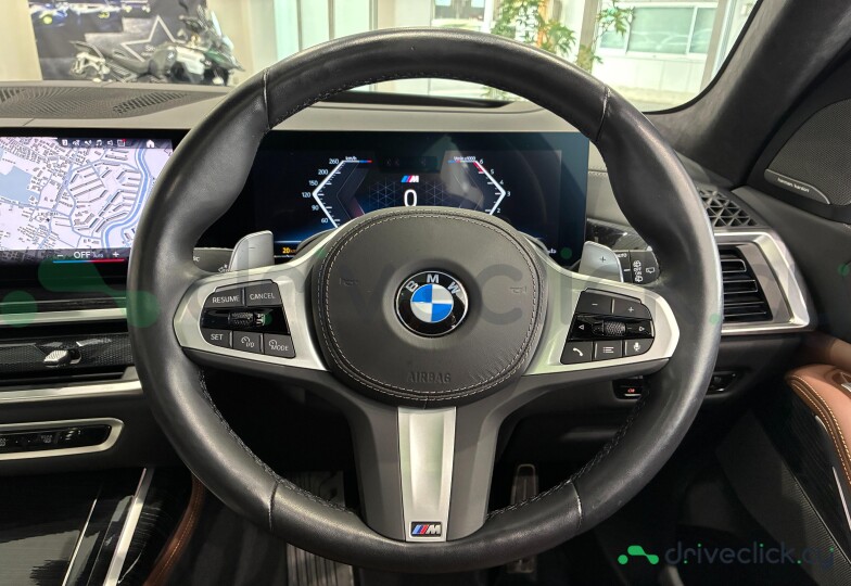 BMW X7 Black