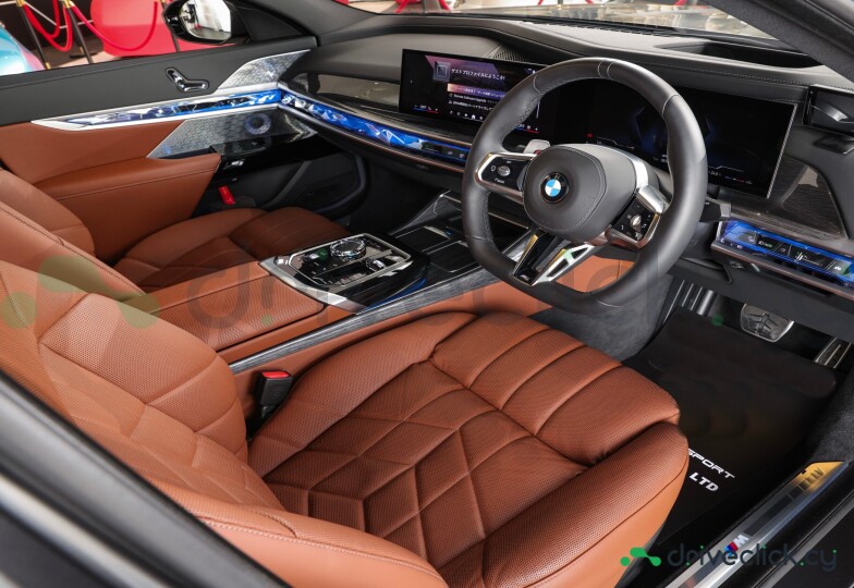 BMW 7 series Grey