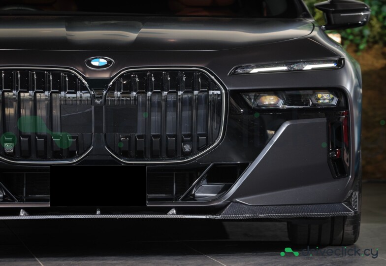BMW 7 series Grey