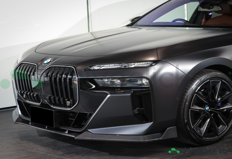 BMW 7 series Grey
