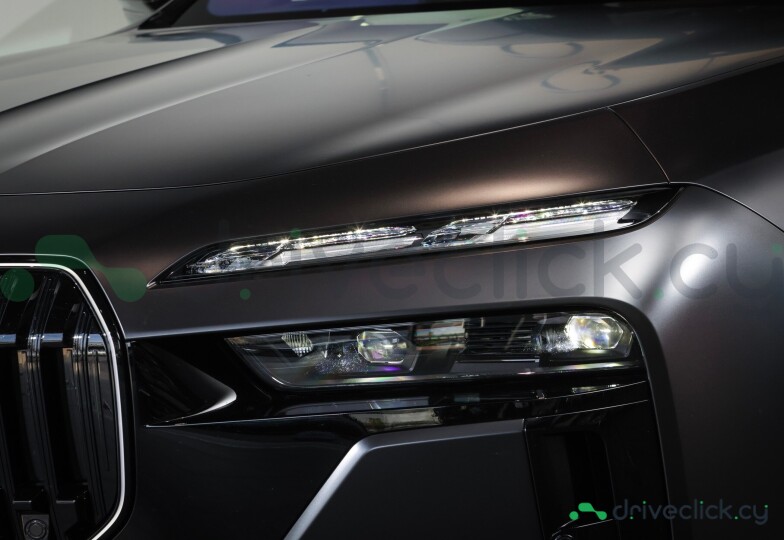 BMW 7 series Grey