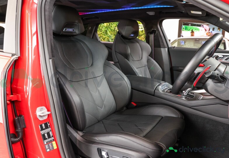 BMW XM Red