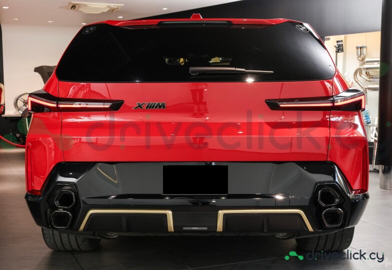 BMW XM Red