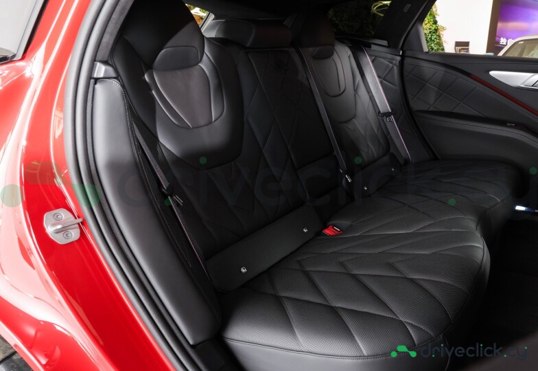 BMW XM Red