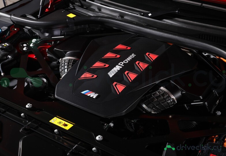BMW XM Red