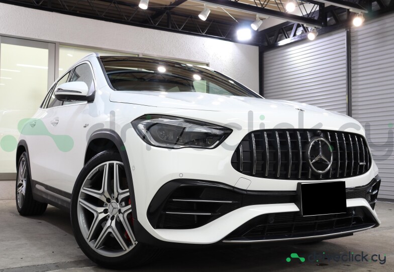 Mercedes GLA-class White