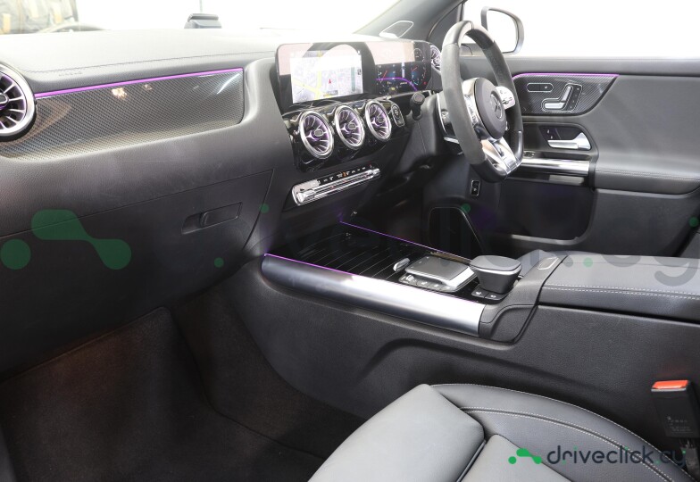 Mercedes GLA-class White