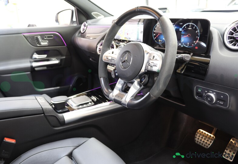 Mercedes GLA-class White