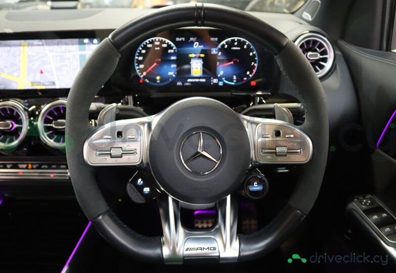 Mercedes GLA-class White