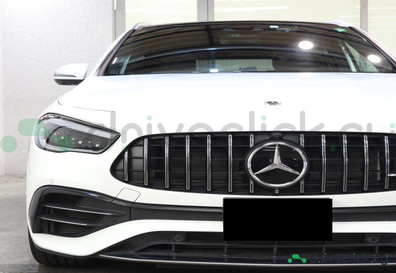 Mercedes GLA-class White
