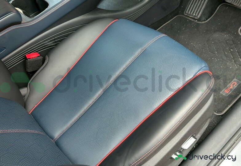BYD ATTO Серый