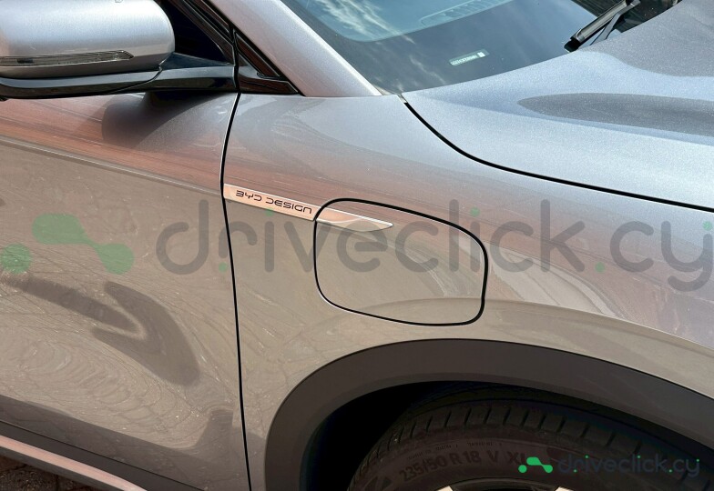 BYD ATTO Серый