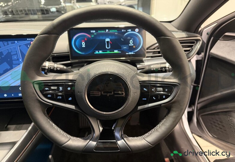 BYD Seal Белый