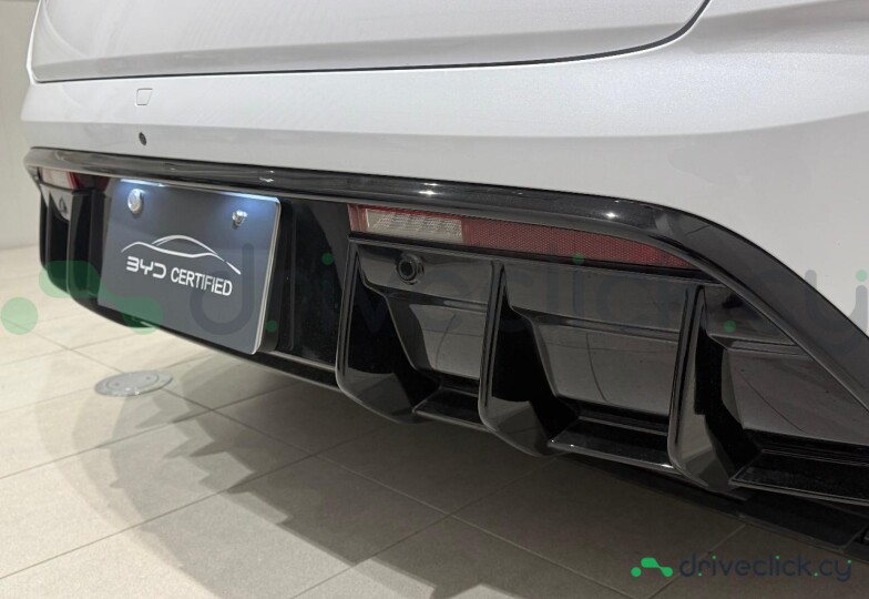 BYD Seal Белый