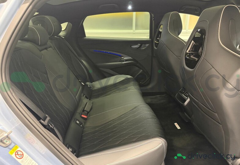 BYD Seal Синий