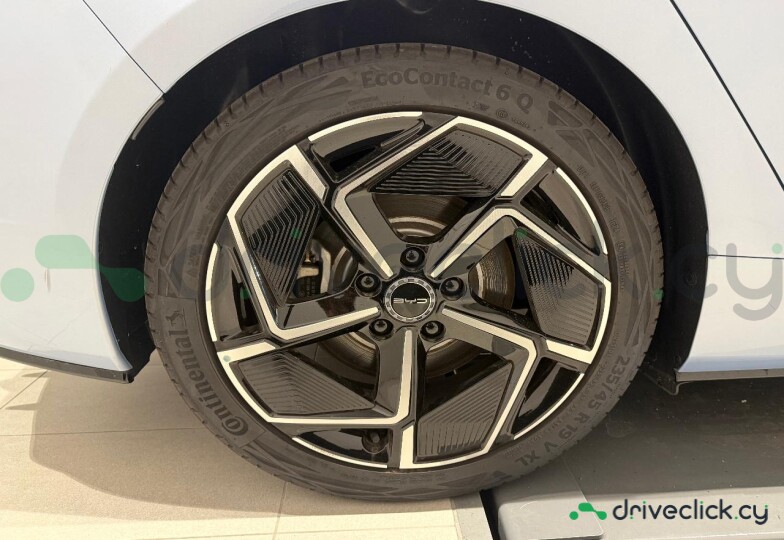 BYD Seal Синий