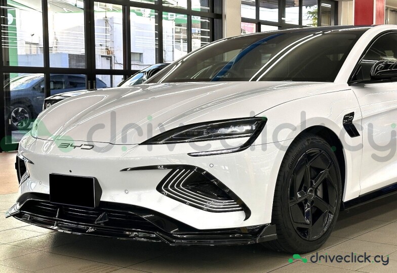 BYD Seal Белый