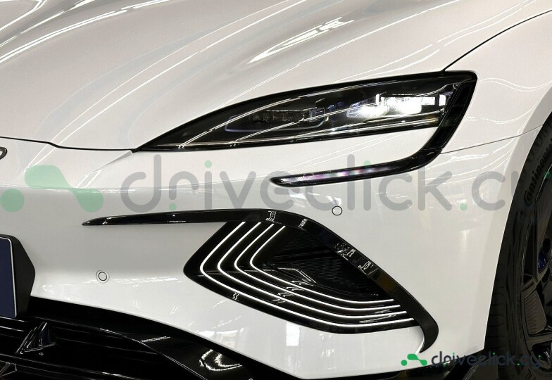 BYD Seal Белый