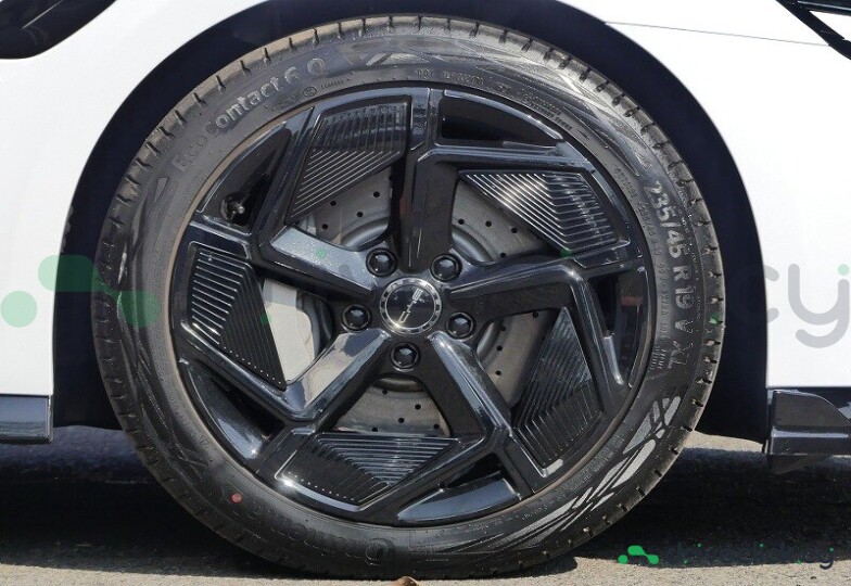 BYD Seal Белый