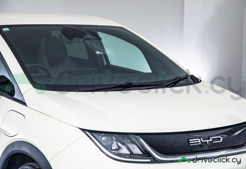 BYD Dolphin Белый
