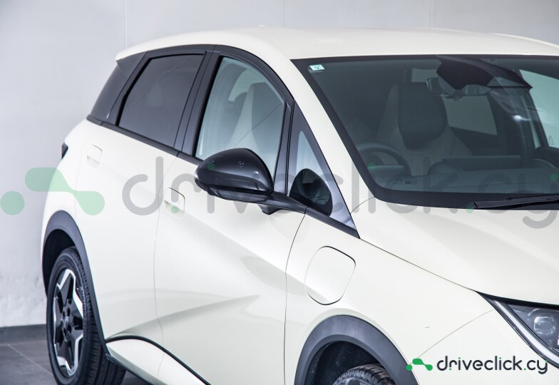 BYD Dolphin Белый