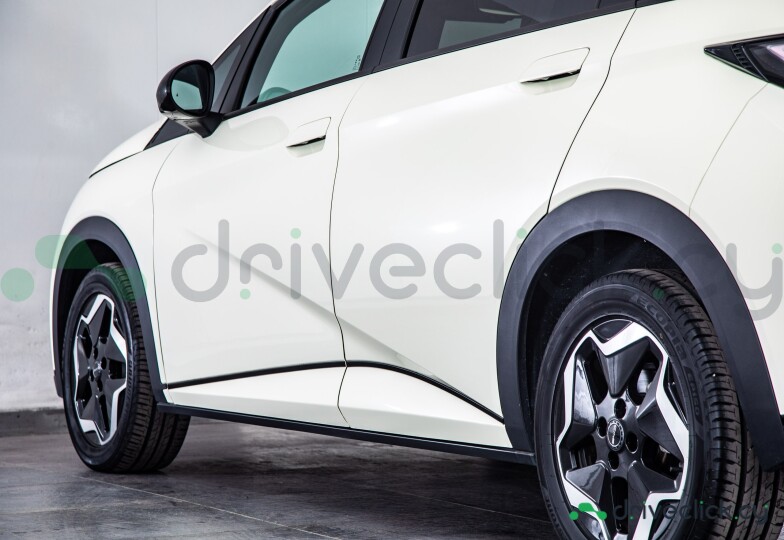 BYD Dolphin Белый