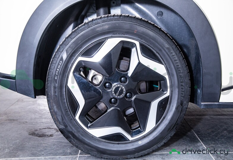 BYD Dolphin Белый