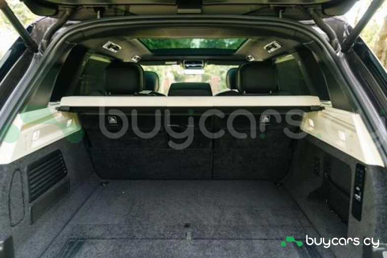 Land Rover Range Rover Серый