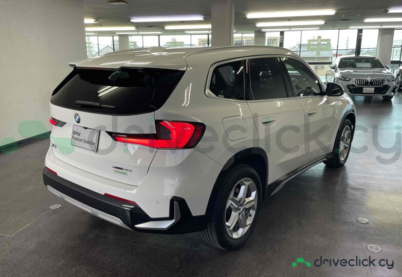 BMW X1 White