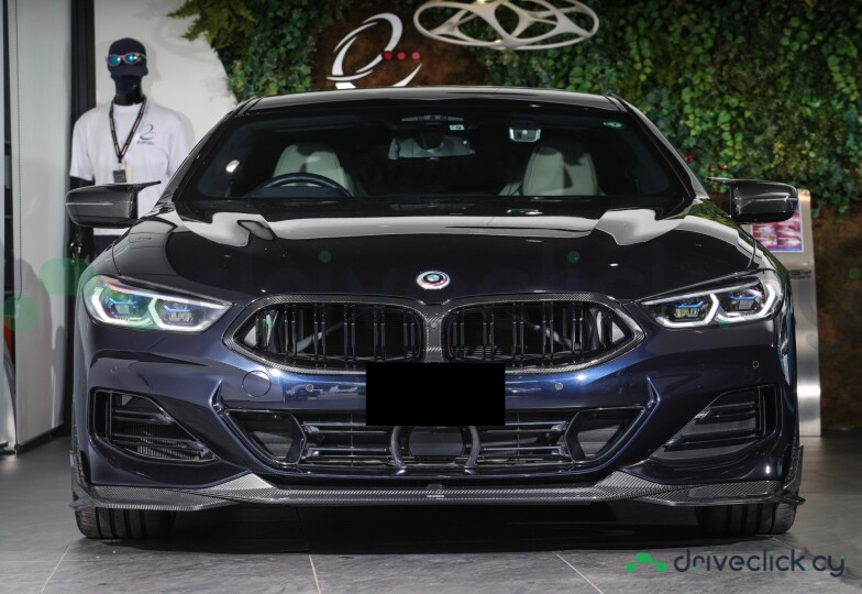 BMW 8 series Black