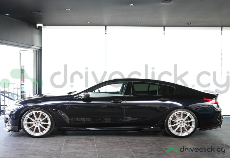 BMW 8 series Black