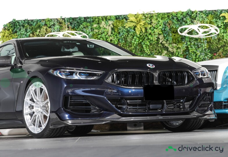 BMW 8 series Black