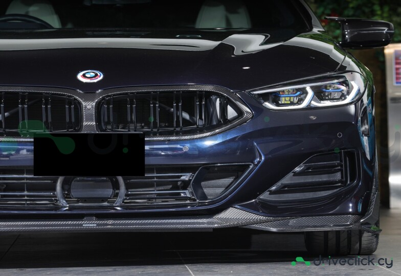 BMW 8 series Black