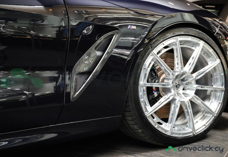 BMW 8 series Black