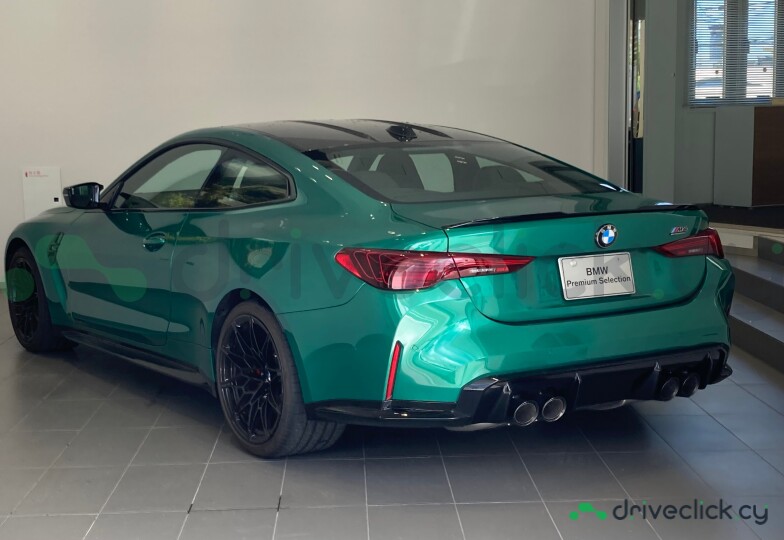 BMW M4 Green