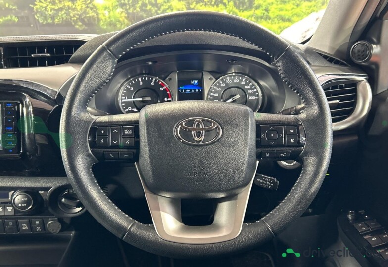 Toyota Hilux White