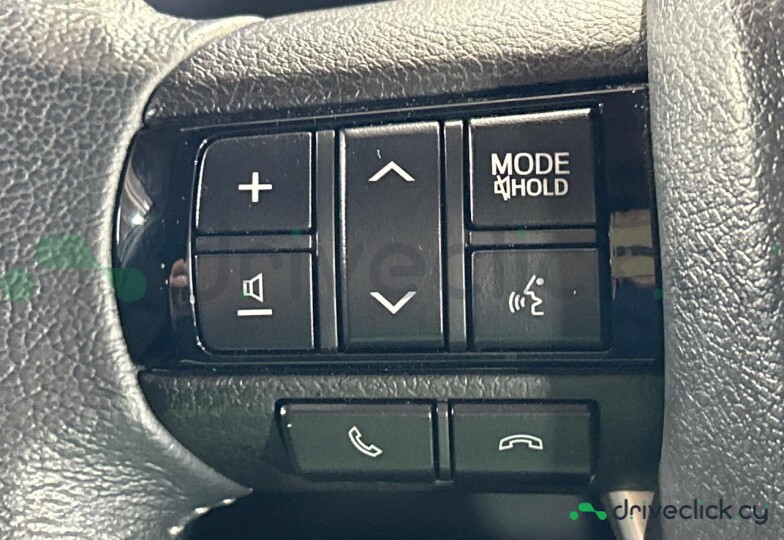 Toyota Hilux White